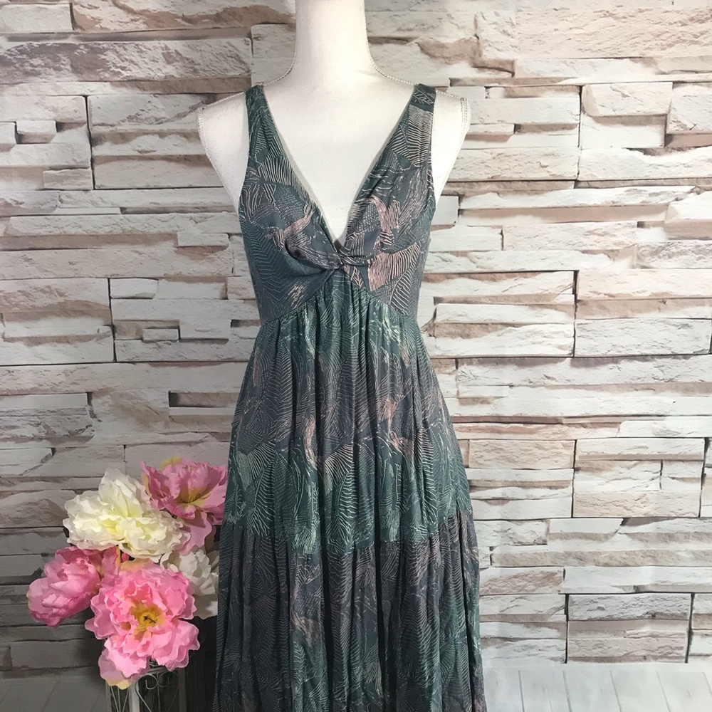 Follow Maxi Dress Sz M (Q05)